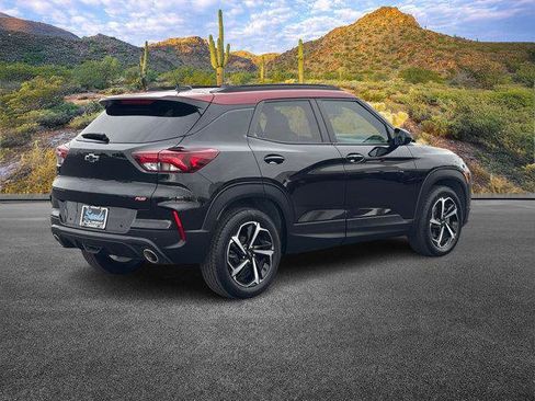 Used 2022 Chevrolet TrailBlazer RS w/ Technology Package image 4