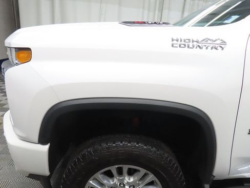 Used 2020 Chevrolet Silverado 3500 High Country w/ LPO, Dark Essentials Package AWD/4WD image 40
