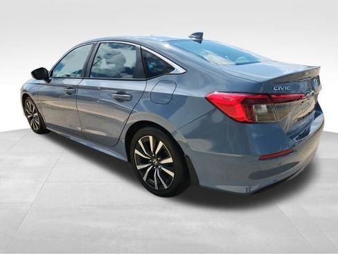 Used 2024 Honda Civic EX image 5