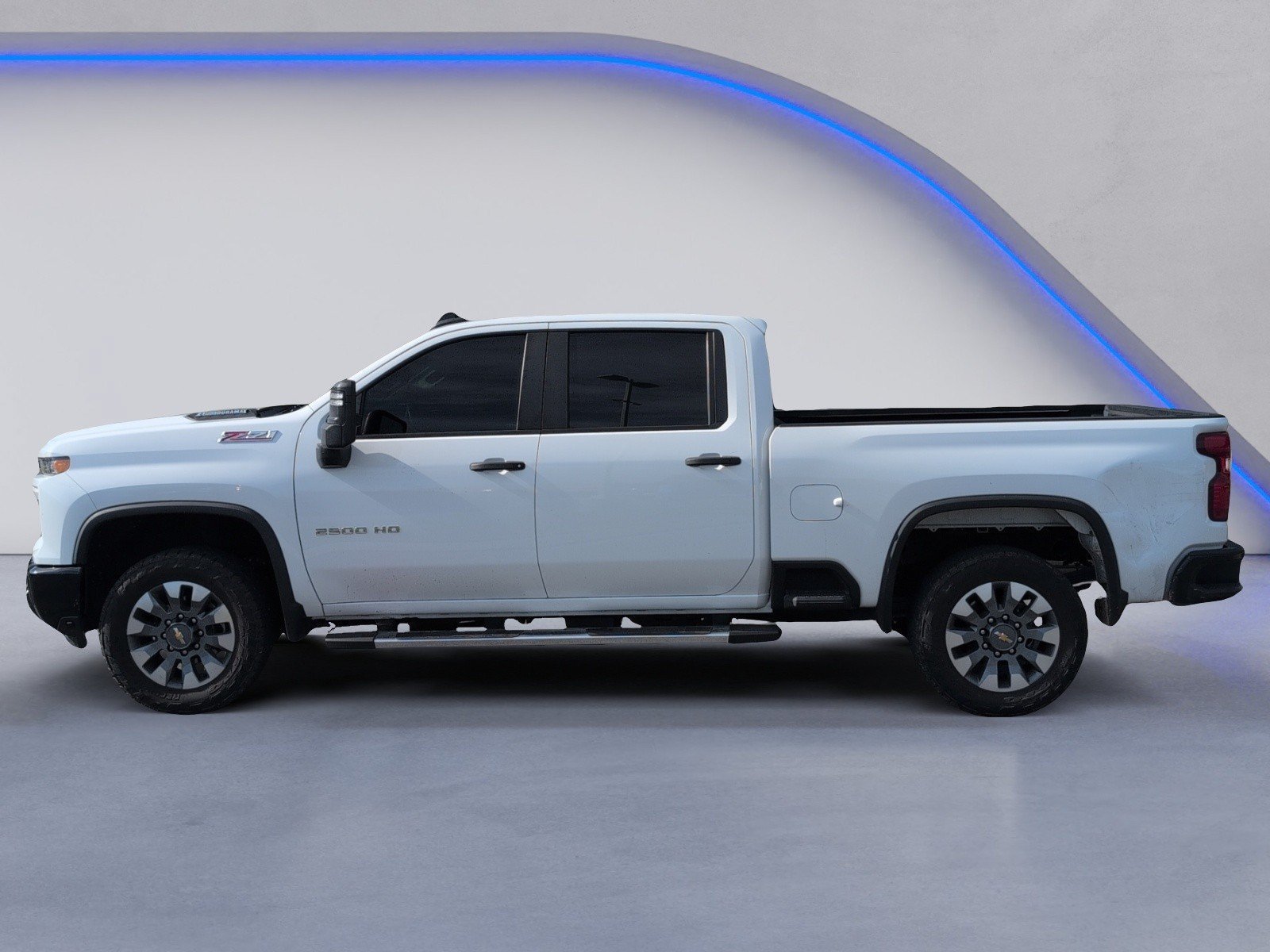 Used 2024 Chevrolet Silverado 2500 Custom w/ Custom Value Package AWD/4WD image 3