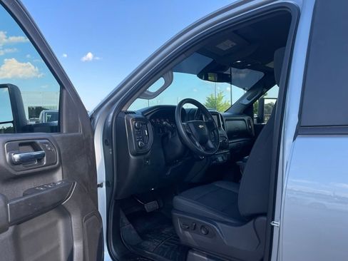 Used 2024 Chevrolet Silverado 2500 Custom w/ Custom Value Package AWD/4WD image 36