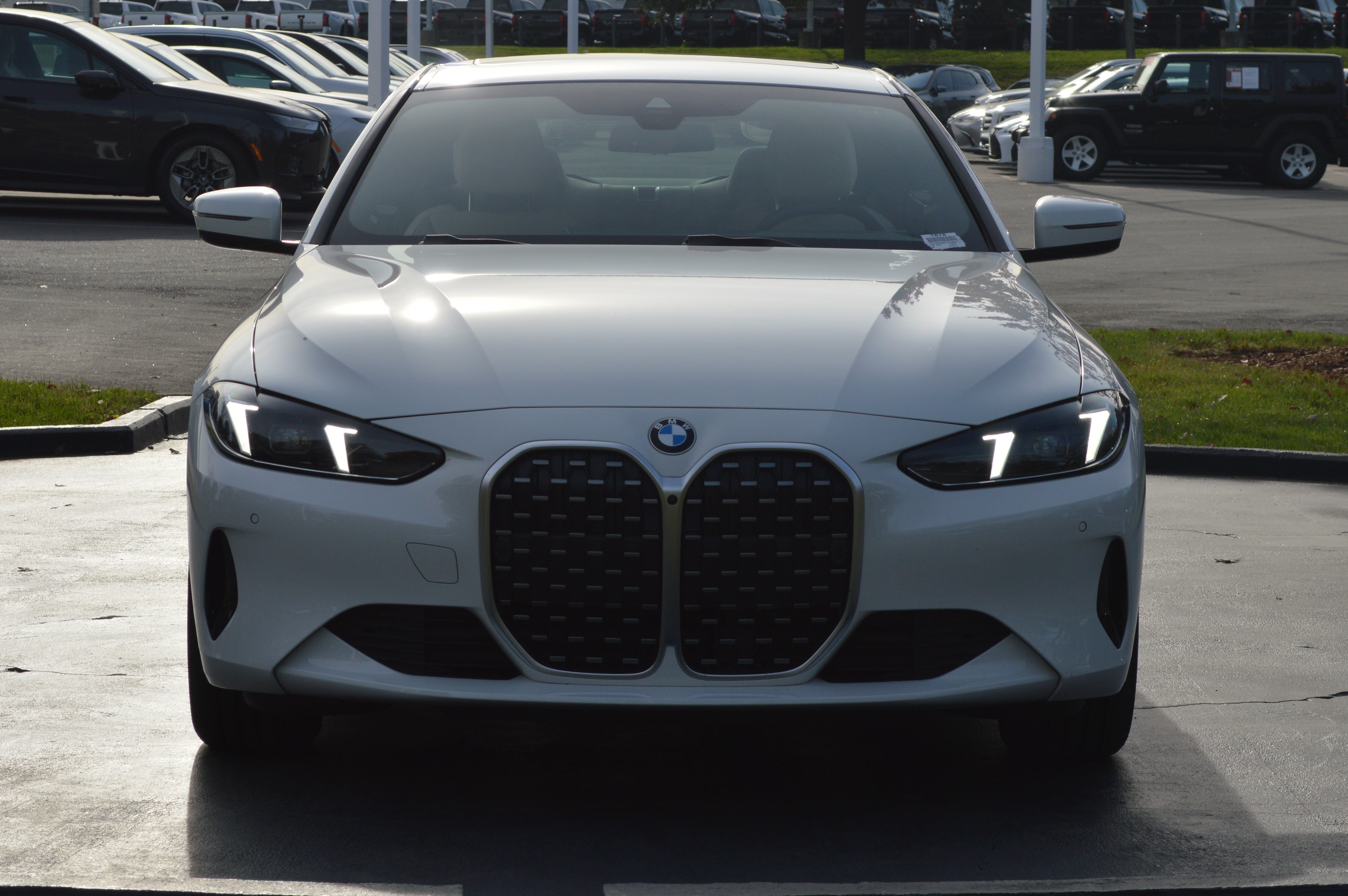 Used 2026 BMW 430i Coupe w/ Parking Assistance Package RWD image 6