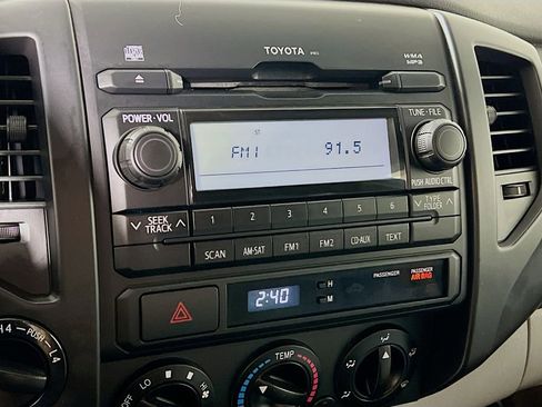 Used 2012 Toyota Tacoma 4x4 Access Cab w/ Convenience Pkg image 12