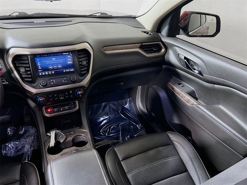 Used 2020 GMC Acadia Denali w/ Denali Ultimate Package image 21