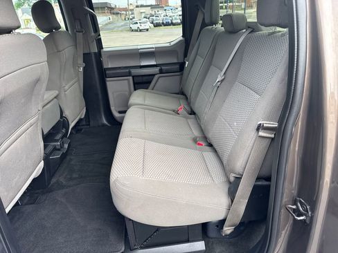 Used 2017 Ford F250 XLT w/ XLT Premium Package AWD/4WD image 38