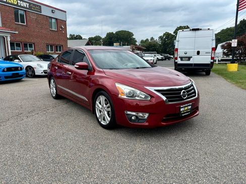 Used 2015 Nissan Altima 3.5 SL FWD image 4