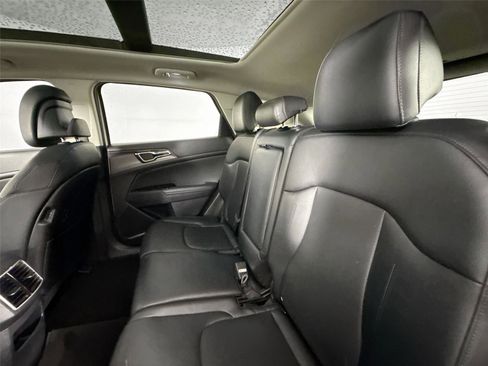 Used 2023 Kia Sportage SX FWD image 30