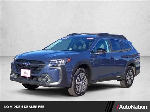 Certified 2025 Subaru Outback Premium AWD/4WD image 1