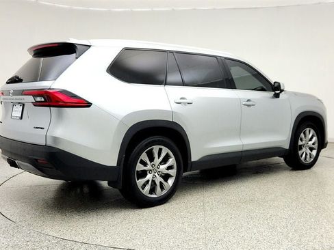 Used 2024 Toyota Grand Highlander AWD Hybrid image 5