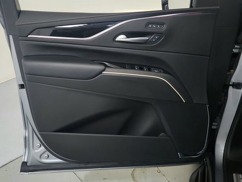 Certified 2024 Cadillac Escalade Sport w/ LPO, ONYX Package AWD/4WD image 16