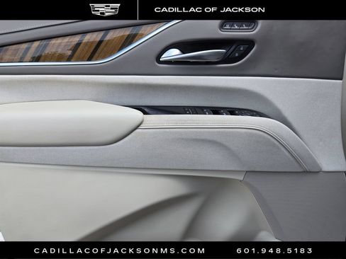 Used 2022 Cadillac Escalade Sport Platinum AWD/4WD image 15