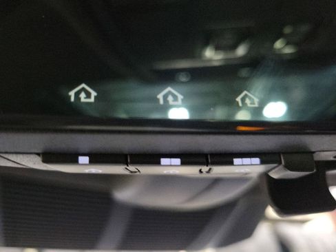 New 2026 Land Rover Defender 110 image 33