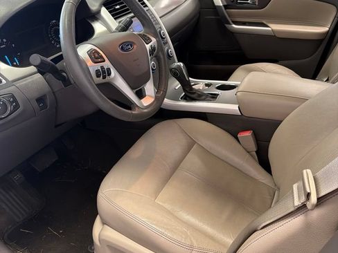Used 2014 Ford Edge SEL w/ Equipment Group 204A FWD image 2