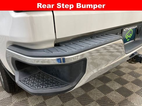 Used 2019 GMC Sierra 1500 SLT w/ SLT Premium Package AWD/4WD image 19