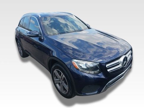Used 2019 Mercedes-Benz GLC 300 GLC 300 image 2