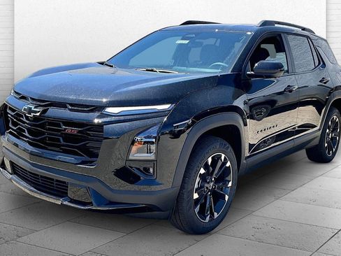 New 2026 Chevrolet Equinox RS w/ Convenience Package III FWD image 2