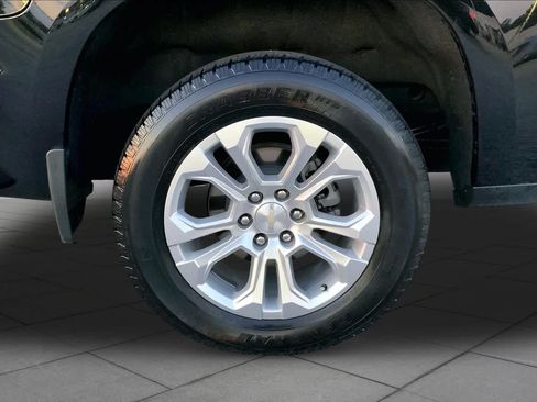 Used 2024 Chevrolet Silverado 1500 LTZ w/ LTZ Convenience Package II AWD/4WD image 10