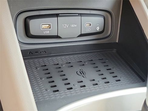 New 2026 Hyundai Venue SEL image 12