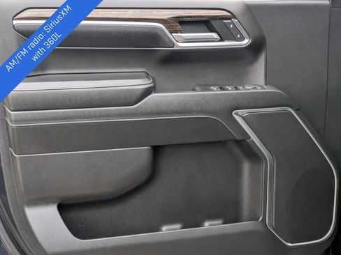 Certified 2024 GMC Sierra 1500 Elevation image 14