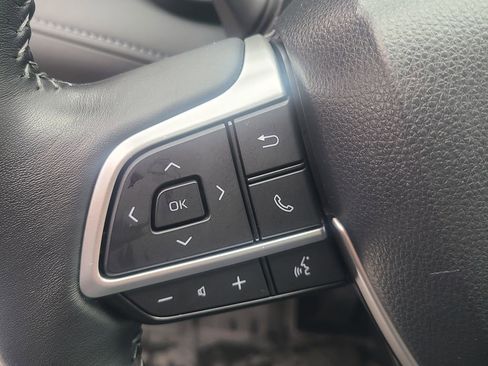 Used 2024 Toyota Highlander XSE image 26