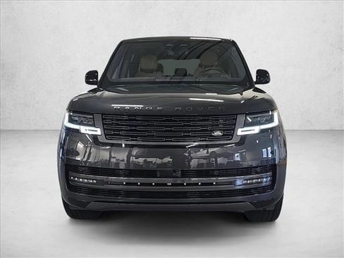 New 2026 Land Rover Range Rover Long Wheelbase SE image 2