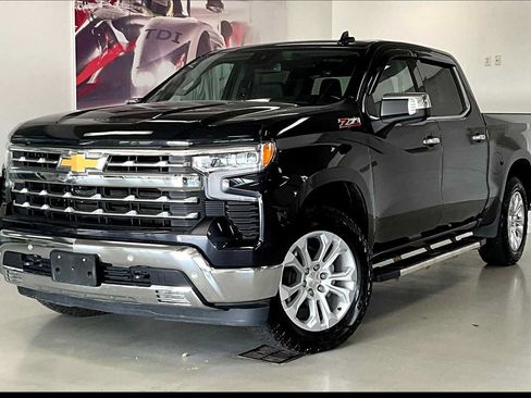 Used 2022 Chevrolet Silverado 1500 LTZ w/ LTZ Convenience Package II AWD/4WD image 1