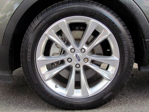 Used 2018 Ford Explorer Limited w/ Equipment Group 301A image 13