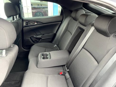 Used 2018 Honda Civic EX image 9