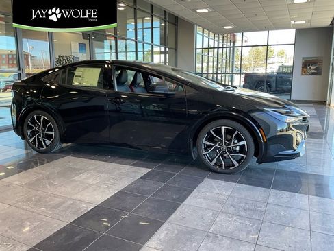 New 2026 Toyota Prius Plug-In Hybrid image 1