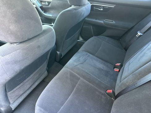 Used 2013 Nissan Altima 2.5 SV FWD image 4
