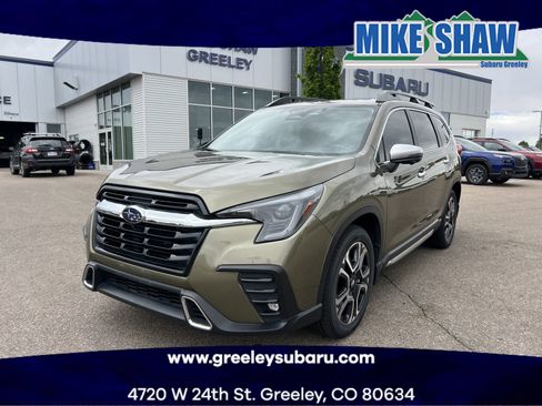 Used 2023 Subaru Ascent Touring AWD/4WD image 1
