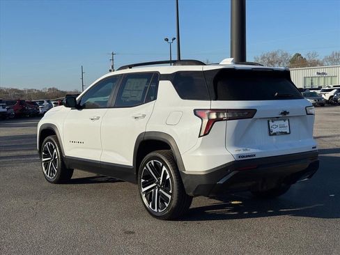 New 2026 Chevrolet Equinox RS w/ Convenience Package III image 10