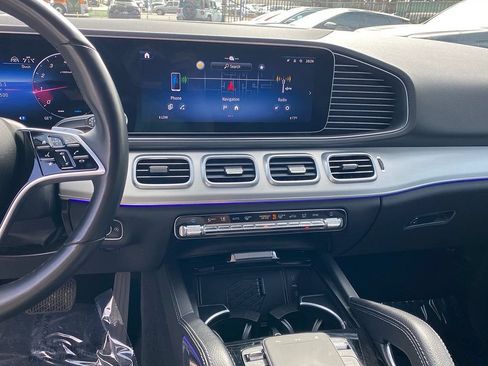 Used 2025 Mercedes-Benz GLE 350 4MATIC image 21