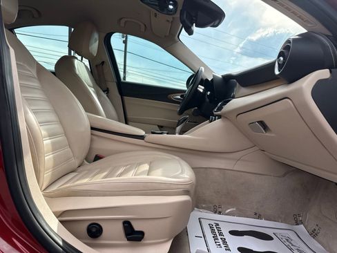 Used 2017 Alfa Romeo Giulia Ti w/ Lusso Light Wood Package RWD image 34