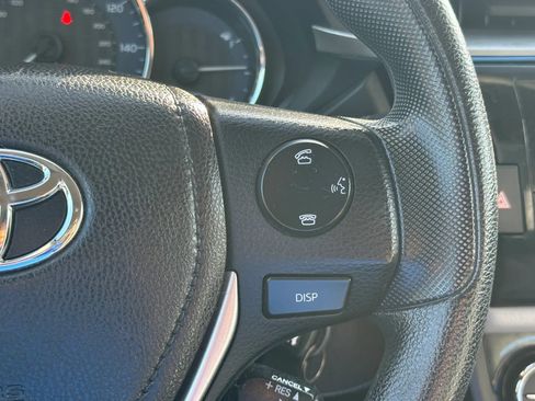 Used 2016 Toyota Corolla LE FWD image 28