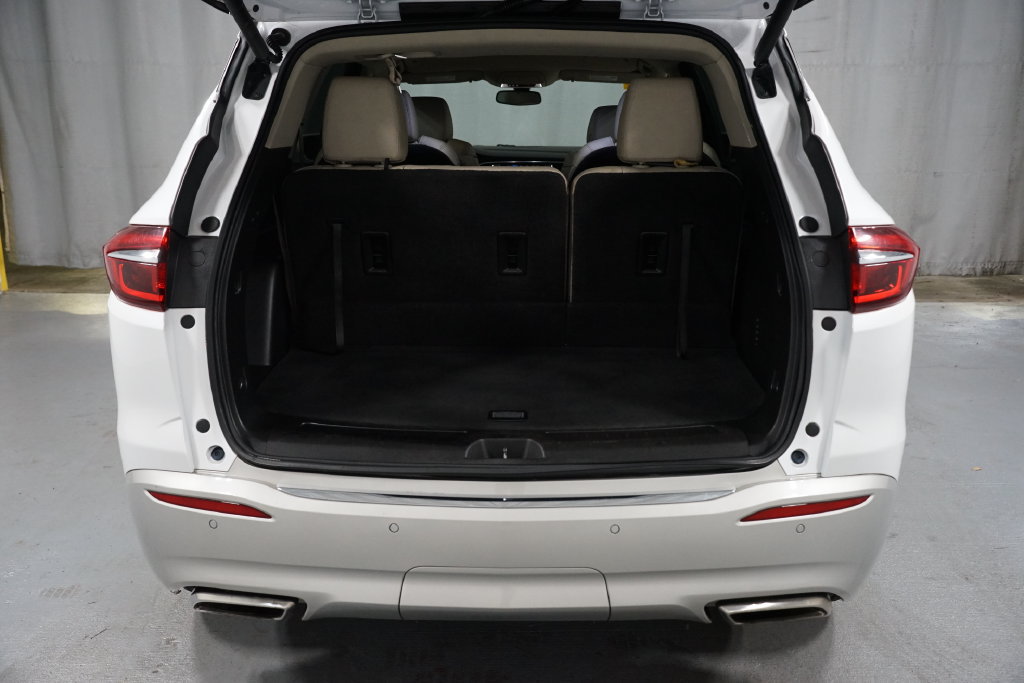 Used 2020 Buick Enclave Essence FWD image 35