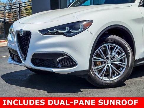 Used 2024 Alfa Romeo Stelvio Sprint image 2