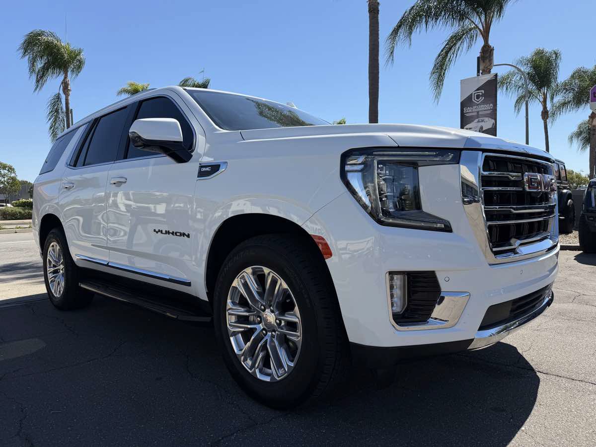 Used 2023 GMC Yukon SLT w/ SLT Premium Package RWD image 9
