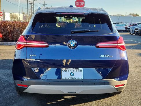 Used 2025 BMW X3 xDrive30i w/ Premium Package image 5