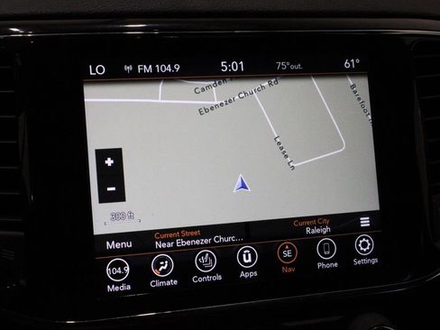 Used 2022 Jeep Grand Cherokee Laredo X image 8