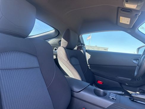 Certified 2025 Nissan Z Sport w/ Floor Mat Package image 33