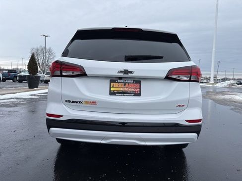 Used 2024 Chevrolet Equinox RS w/ LPO, Floor Liner Package image 6