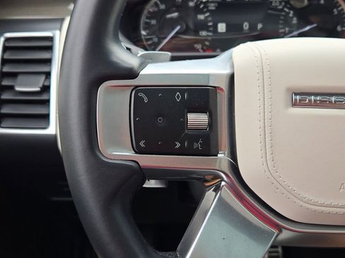 Used 2023 Land Rover Discovery HSE R-Dynamic image 32