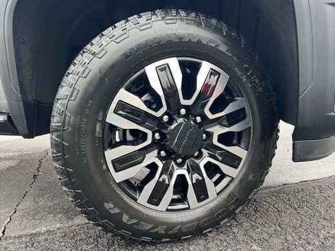 New 2026 GMC Sierra 2500 Denali Ultimate image 2