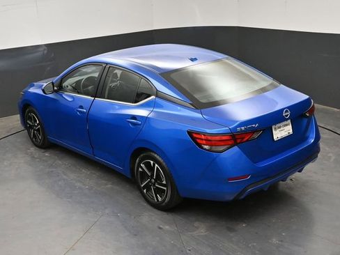 Used 2025 Nissan Sentra SV FWD image 22