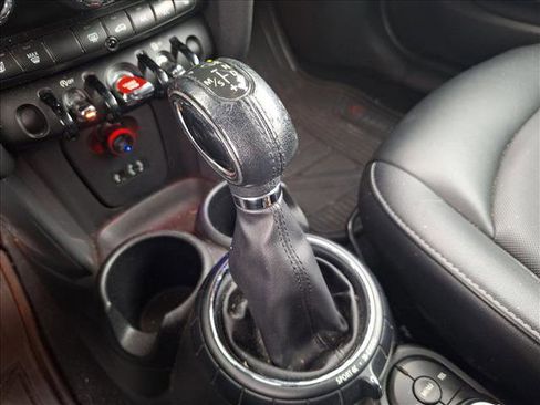 Used 2017 MINI Cooper Cooper image 13