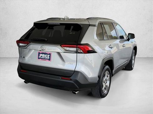 Used 2025 Toyota RAV4 XLE FWD image 6