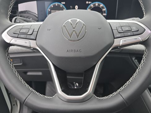 New 2026 Volkswagen Tiguan S AWD/4WD image 21