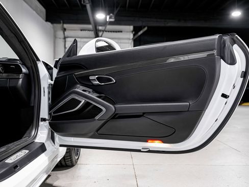 Used 2018 Porsche 911 Turbo S AWD/4WD image 28
