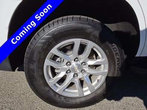 Used 2023 Chevrolet Tahoe LS image 4